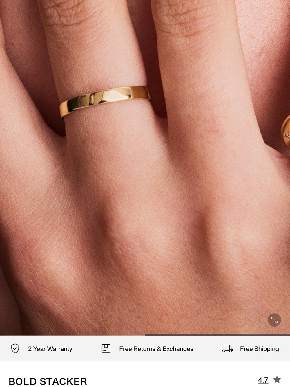 Mejuri 14K Yellow Gold Flat Wedding Band - Picture 4 of 4